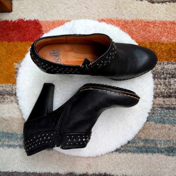 Sofft Leather Studded Heels - Picture 3 of 7